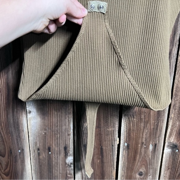 Good American Thong Tank Bodysuit Ribbed Khaki Forrest Green Brown High Leg Sz L - Picture 7 of 15